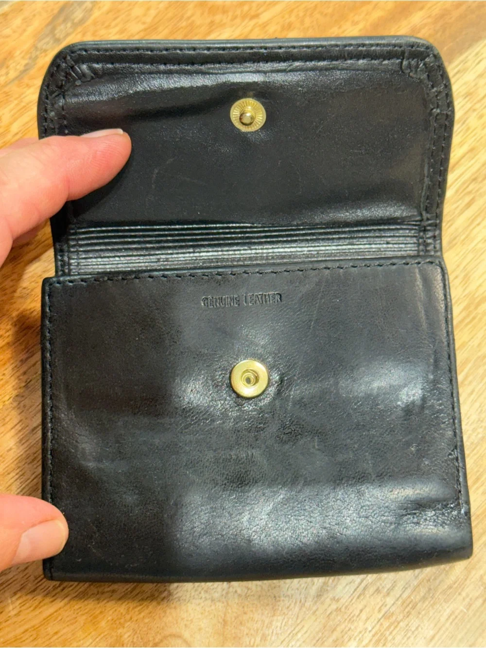 Compact Black Leather Trifold Wallet Coin Pocket ID Window